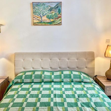 Kalavasos Square Apartments - With Pool 3 Minutes Walk מראה חיצוני תמונה